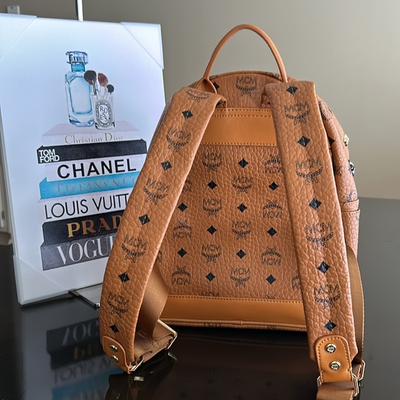 MCM Stark Studded Visetos Backpack - Picture 3 of 16